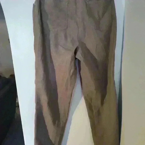 Ruby Rd. Womens Sz 8p tan with gold flecks electric in waist - Picture 2 of 3